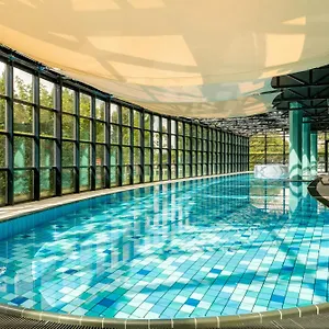 Corendon Amsterdam Schiphol Airport, A Tribute Portfolio Hotell